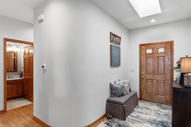 1668 Iroquois AVENUE, Grafton, WI 53024