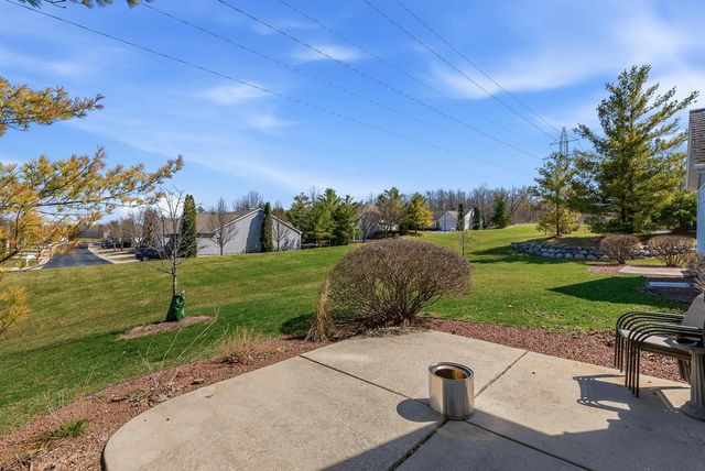1668 Iroquois AVENUE, Grafton, WI 53024