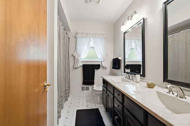 5316 Quailwood Court, Green Twp, OH 45238
