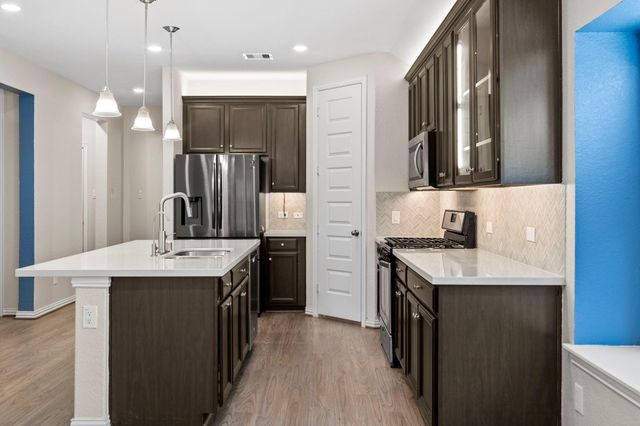 335 Honey Mesquite Path, Conroe, TX 77318