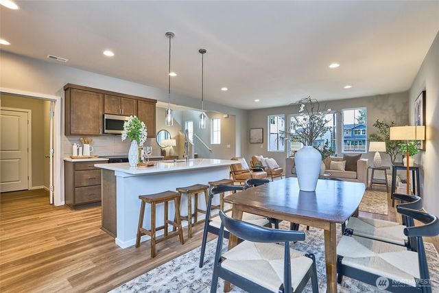 18506 SE 271st Court, Covington, WA 98042