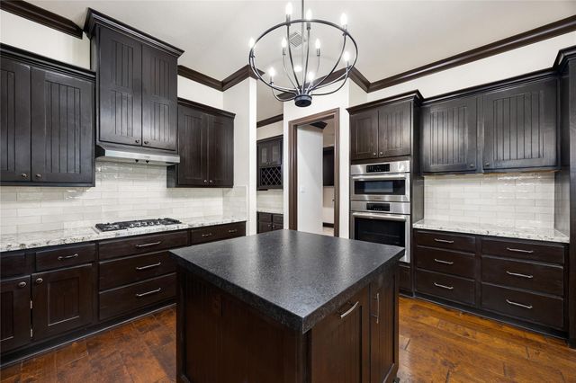 8989 Stone Oak Drive, Montgomery, TX 77316