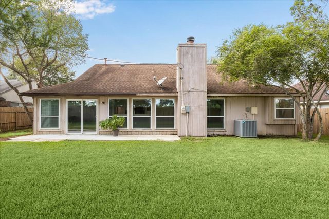 5312 Acorn Court, League City, TX 77573
