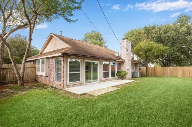 5312 Acorn Court, League City, TX 77573