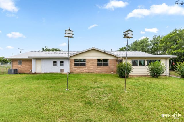 7996 STATE HWY 258, Iowa Park, TX 76367