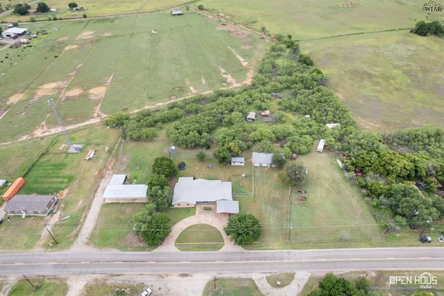 7996 STATE HWY 258, Iowa Park, TX 76367