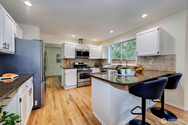 13133 NE 74th Street, Kirkland, WA 98033