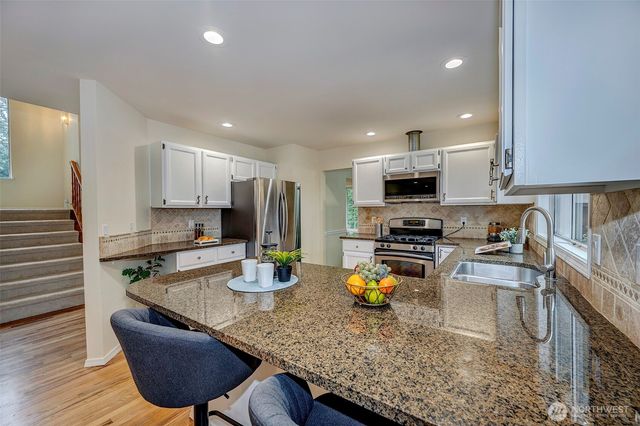 13133 NE 74th Street, Kirkland, WA 98033