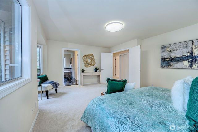 13133 NE 74th Street, Kirkland, WA 98033