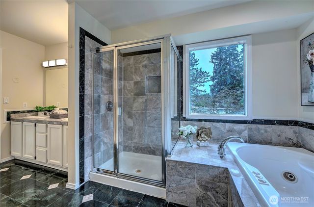 13133 NE 74th Street, Kirkland, WA 98033