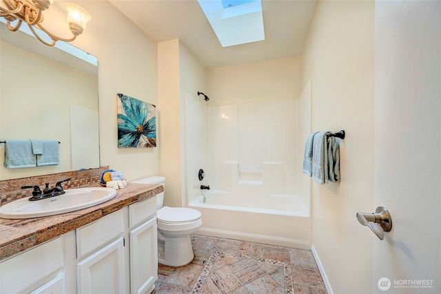 13133 NE 74th Street, Kirkland, WA 98033