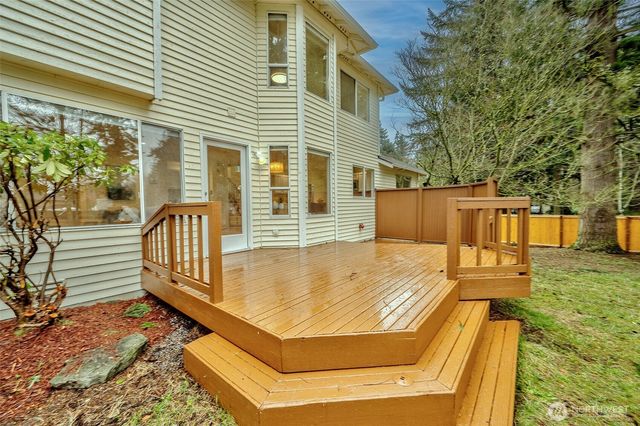 13133 NE 74th Street, Kirkland, WA 98033