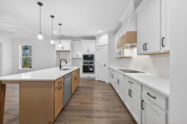 1351 Ashland Drive, Statham, GA 30666