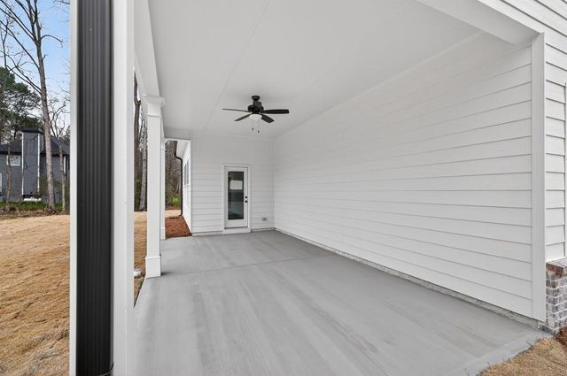 1351 Ashland Drive, Statham, GA 30666