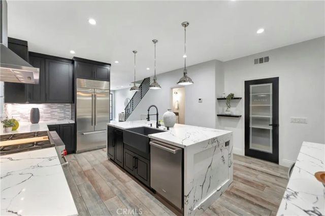 620 22nd Street, Huntington Beach, CA 92648