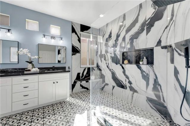 620 22nd Street, Huntington Beach, CA 92648