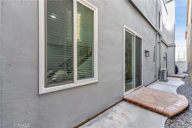 620 22nd Street, Huntington Beach, CA 92648