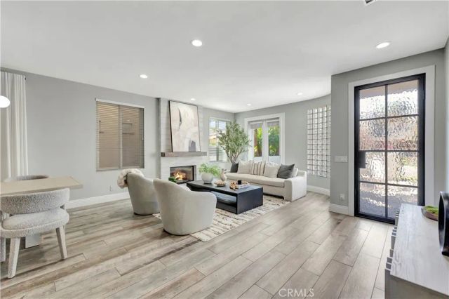 620 22nd Street, Huntington Beach, CA 92648