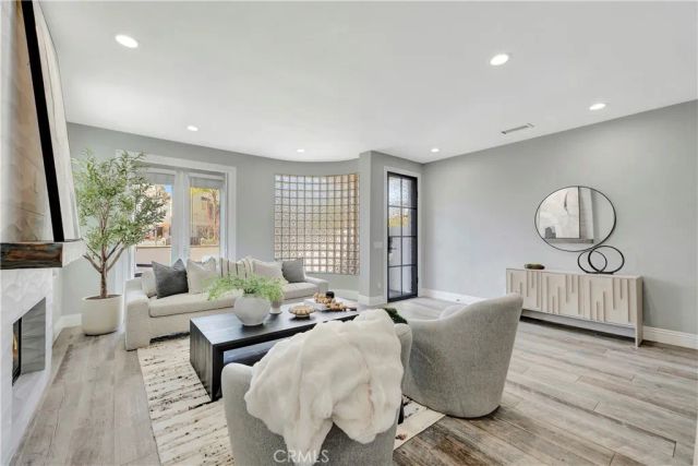620 22nd Street, Huntington Beach, CA 92648