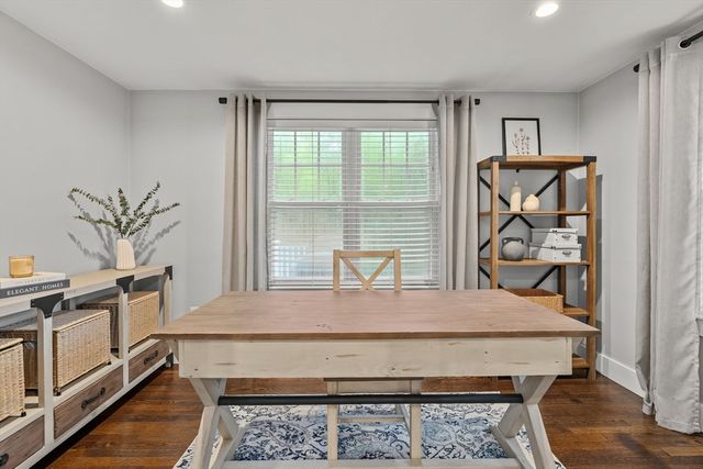 21 Arrowhead Rd, Topsfield, MA 01983