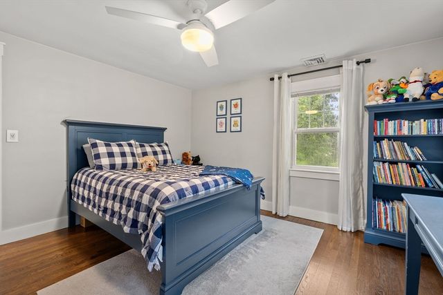 21 Arrowhead Rd, Topsfield, MA 01983