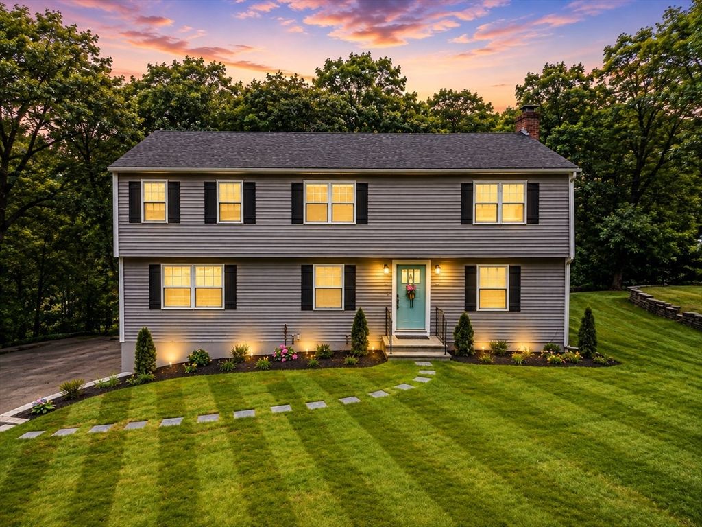 21 Arrowhead Rd, Topsfield, MA 01983