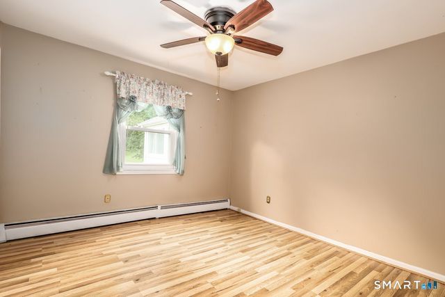 11 Jefferson Drive, New Milford, CT 06776