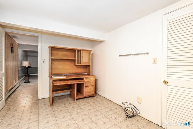 11 Jefferson Drive, New Milford, CT 06776