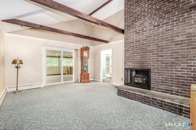 11 Jefferson Drive, New Milford, CT 06776