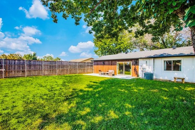 5708 Perrin Street, The Colony, TX 75056