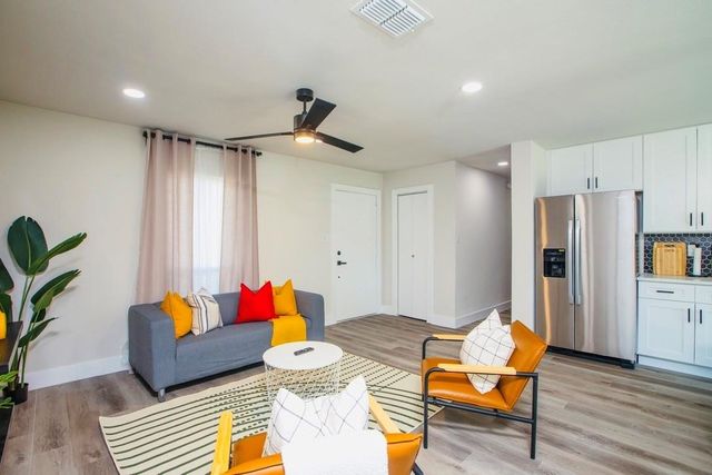 5708 Perrin Street, The Colony, TX 75056