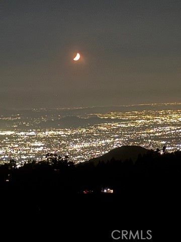 31537 Old City Creek, Running Springs, CA 92382