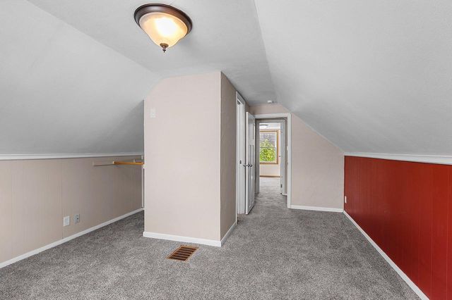 2214 N DIVISION STREET, Appleton, WI 54911