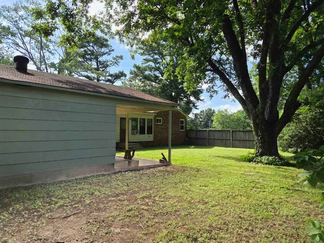 4260 BROADWAY RD, Bartlett, TN 38002