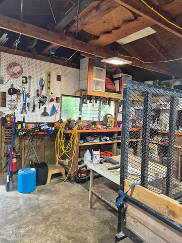4260 BROADWAY RD, Bartlett, TN 38002