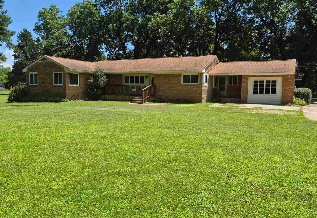 4260 BROADWAY RD, Bartlett, TN 38002