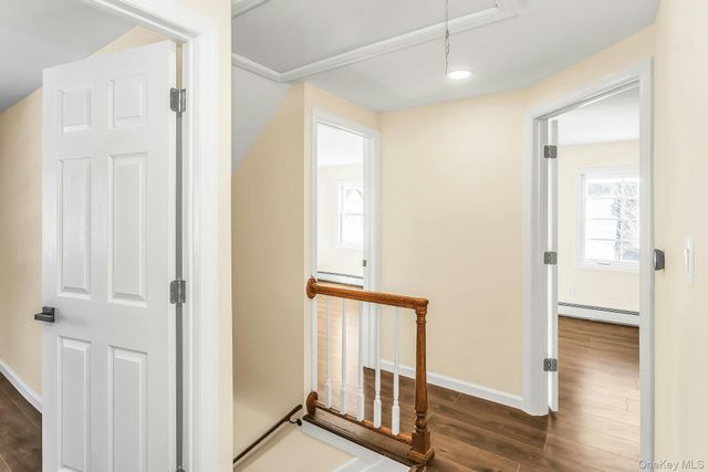 25 Turn Lane, Levittown, NY 11756