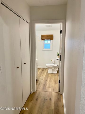 208 Gardner Avenue, Northwood, OH 43619