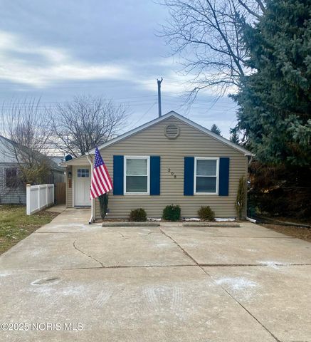 208 Gardner Avenue, Northwood, OH 43619