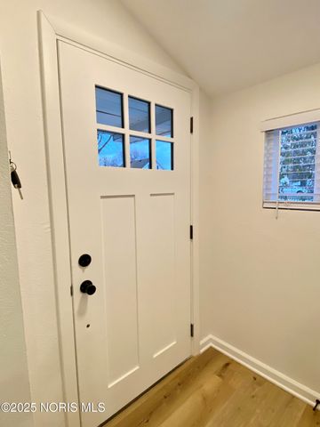 208 Gardner Avenue, Northwood, OH 43619