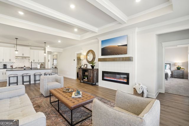 5504 Tullis Drive, Gainesville, GA 30507