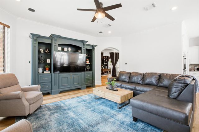 7722 Northwoods Drive, Sugar Land, TX 77479