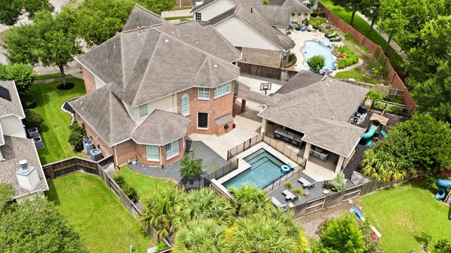 7722 Northwoods Drive, Sugar Land, TX 77479