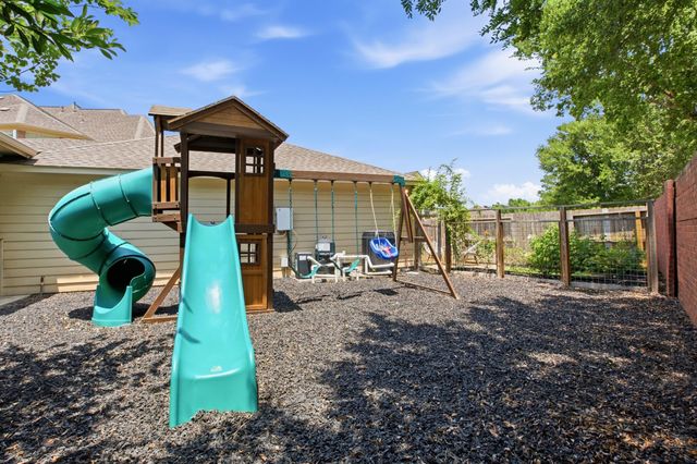 7722 Northwoods Drive, Sugar Land, TX 77479