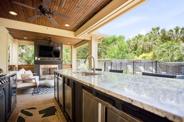 7722 Northwoods Drive, Sugar Land, TX 77479