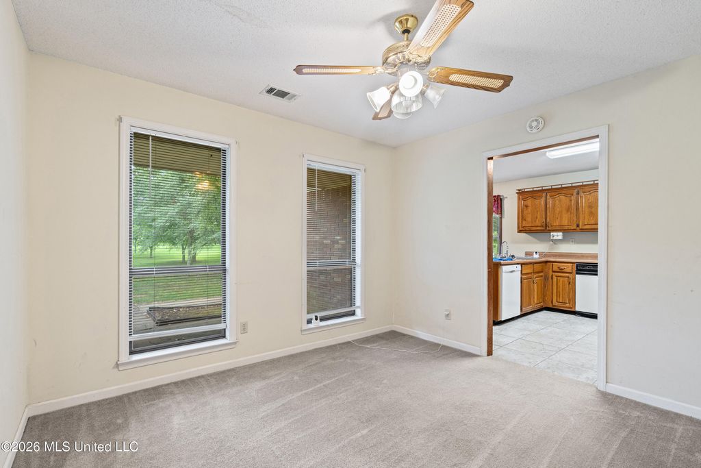11255 Whispering Pines Drive, Olive Branch, MS 38654 — photo 5