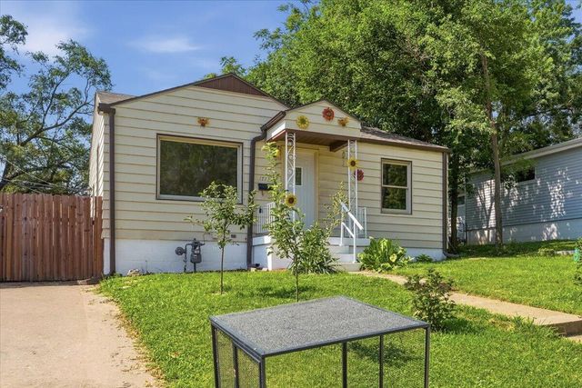 1713 HILL Street, Plattsmouth, NE 68048
