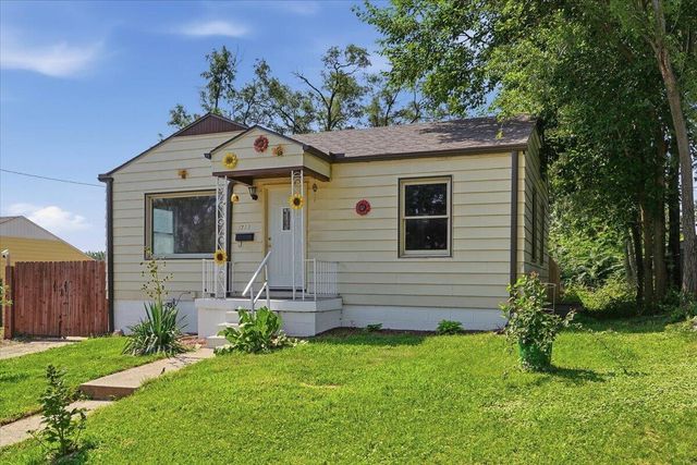 1713 HILL Street, Plattsmouth, NE 68048