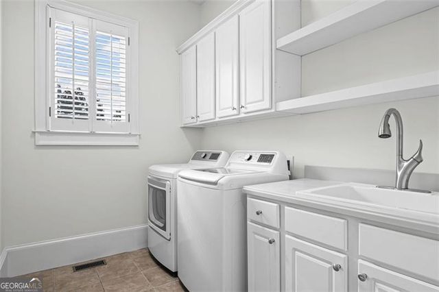 1735 HIGH Trail, Atlanta, GA 30339