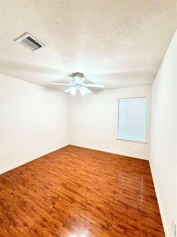 10823 Coral Garden Lane, Houston, TX 77075